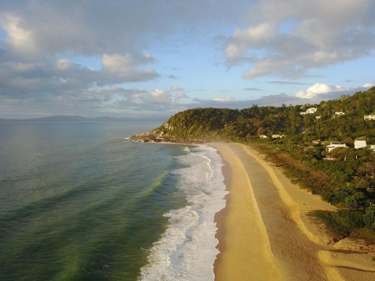 Casa pé na areia em praia paradisíaca Balneário Camboriú Exterior foto