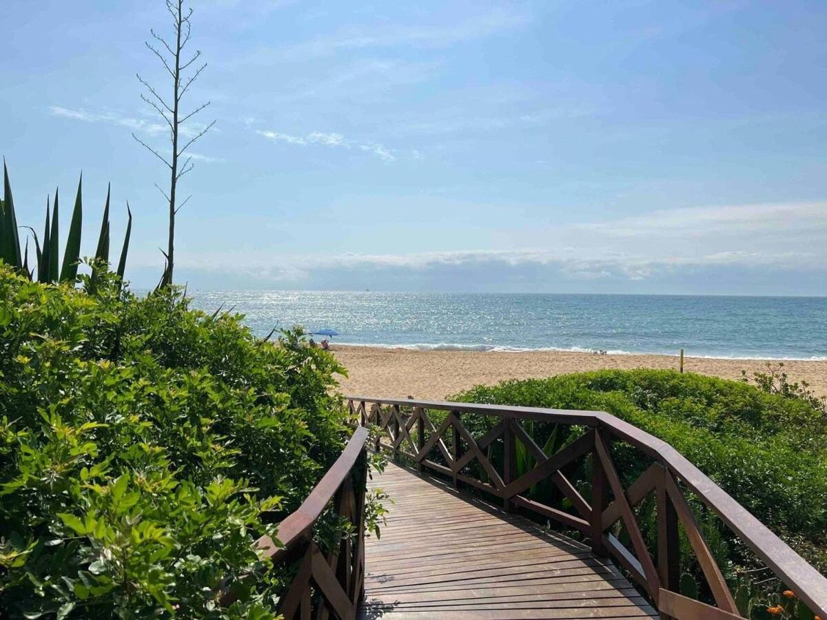 Casa pé na areia em praia paradisíaca Balneário Camboriú Exterior foto